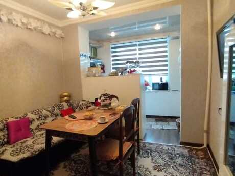 3 otaqlı köhnə tikili - Memar Əcəmi m. - 70 m²