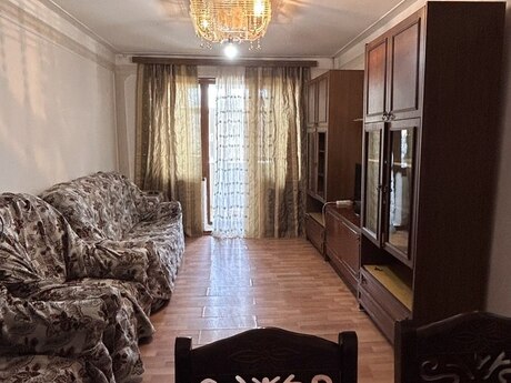 2 otaqlı köhnə tikili - Xalqlar Dostluğu m. - 50 m²