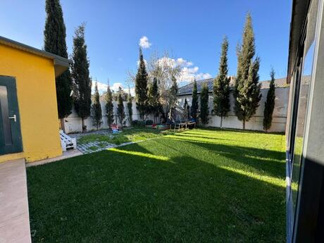 5 otaqlı həyət evi/bağ evi - Bilgəh q. - 400 m²