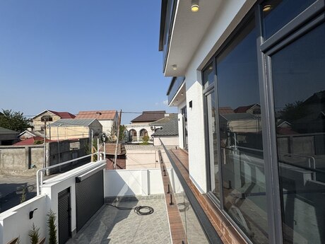 5 otaqlı həyət evi/bağ evi - Badamdar q. - 230 m²