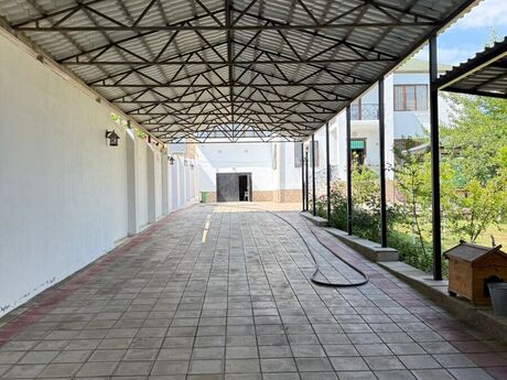 6 otaqlı həyət evi/bağ evi - Mehdiabad q. - 290 m²