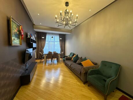 2 otaqlı yeni tikili - Şah İsmayıl Xətai m. - 70 m²