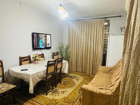 Объявление №6114282 - Баку, пос. Бакиханова, 2-комн., 45 м², 4/5 этаж