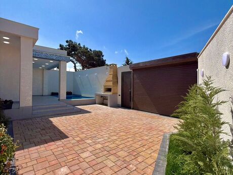 4 otaqlı həyət evi/bağ evi - Mərdəkan q. - 160 m²