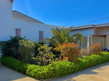 4 otaqlı həyət evi/bağ evi - Mərdəkan q. - 170 m²