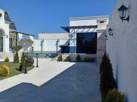 4 otaqlı həyət evi/bağ evi - Buzovna q. - 220 m²