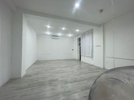 Obyekt - İnşaatçılar m. - 70 m²