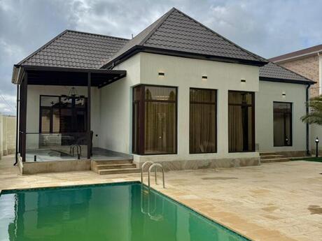 4 otaqlı həyət evi/bağ evi - Şüvəlan q. - 170 m²