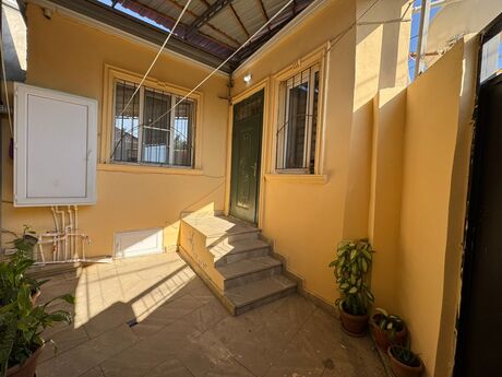 Həyət evi/Bağ evi - Binəqədi q. - 70 m²
