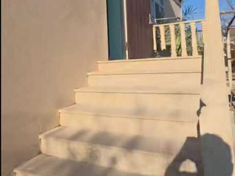 6 otaqlı həyət evi/bağ evi - Binəqədi q. - 250 m²