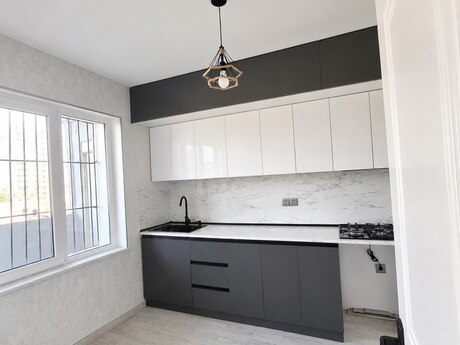 3 otaqlı köhnə tikili - İnşaatçılar m. - 70 m²