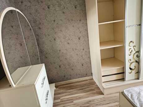 2 otaqlı köhnə tikili - Həzi Aslanov m. - 70 m²