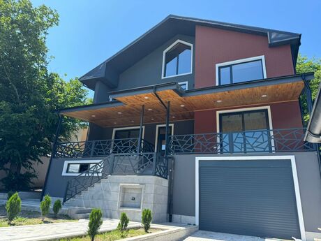 10 otaqlı həyət evi/bağ evi - Quba - 450 m²