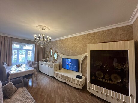 3 otaqlı köhnə tikili - Xalqlar Dostluğu m. - 60 m²