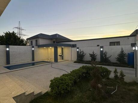 4 otaqlı həyət evi/bağ evi - Şüvəlan q. - 170 m²