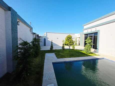 4 otaqlı həyət evi/bağ evi - Mərdəkan q. - 160 m²