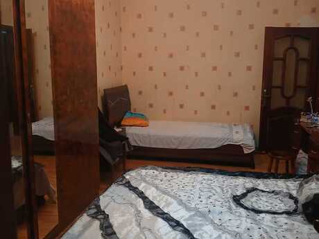 4 otaqlı köhnə tikili - Azadlıq Prospekti m. - 110 m²