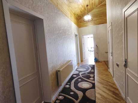 3 otaqlı yeni tikili - 8 Noyabr m. - 130 m²