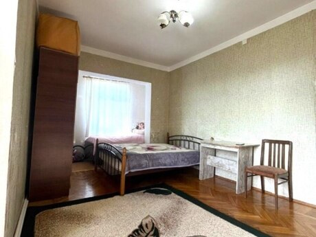 1 otaqlı köhnə tikili - Nəriman Nərimanov m. - 45 m²
