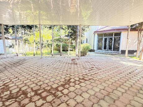 7 otaqlı həyət evi/bağ evi - Fatmayı q. - 240 m²