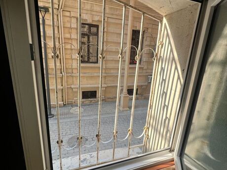 Obyekt - İçəri Şəhər m. - 40 m²