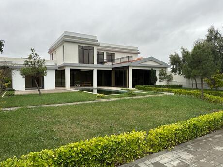 6 otaqlı həyət evi/bağ evi - Şağan q. - 400 m²