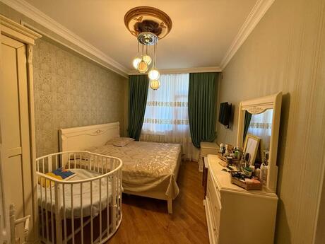 4 otaqlı mənzil, 133 m², İnşaatçılar: 280 000 ₼ 5