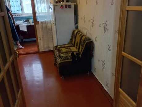 3 otaqlı köhnə tikili - Sumqayıt - 70 m²