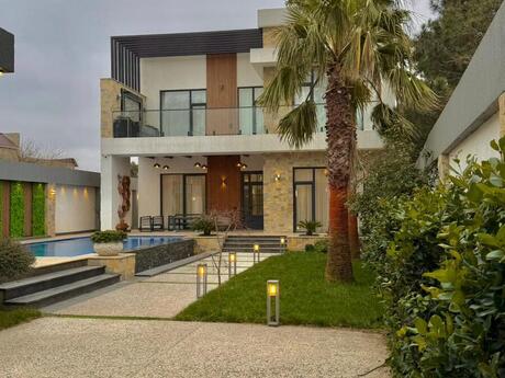 5 otaqlı həyət evi/bağ evi - Mərdəkan q. - 300 m²