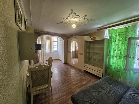 1 otaqlı köhnə tikili - Nəriman Nərimanov m. - 33 m²