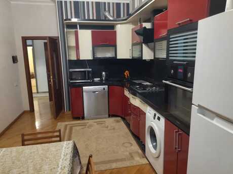 2 otaqlı yeni tikili - Nəsimi r. - 70 m²