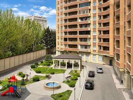 Объявление №6114667 - Баку, м. Гянджлик, 3-комн., 135 м², 4/16 этаж