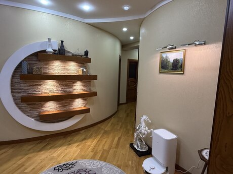 4 otaqlı yeni tikili - Qara Qarayev m. - 154 m²