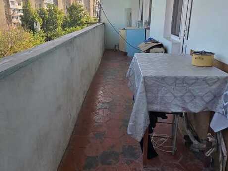 2 otaqlı köhnə tikili - Xalqlar Dostluğu m. - 65 m²