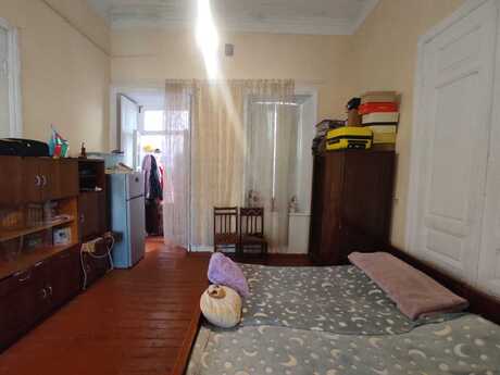 1 otaqlı köhnə tikili - Nizami m. - 29 m²