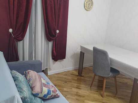 2 otaqlı köhnə tikili - İçəri Şəhər m. - 40 m²