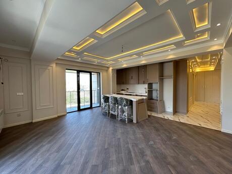 4 otaqlı yeni tikili - Şah İsmayıl Xətai m. - 128 m²