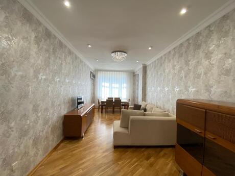 3 otaqlı yeni tikili - Azadlıq Prospekti m. - 110 m²
