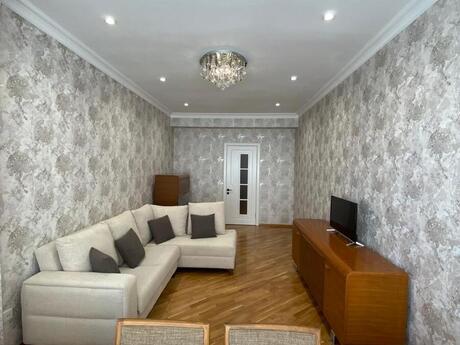 3 otaqlı yeni tikili - Azadlıq Prospekti m. - 110 m²