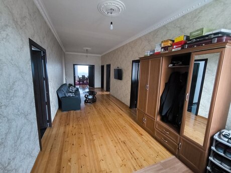 4 otaqlı həyət evi/bağ evi - Balaxanı q. - 130 m²