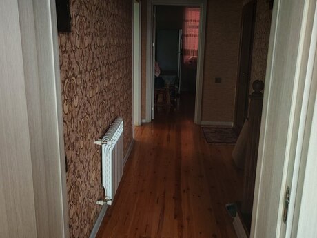 5 otaqlı həyət evi/bağ evi - Əhmədli m. - 250 m²