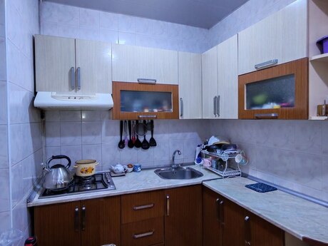 3 otaqlı köhnə tikili - Biləcəri q. - 90 m²