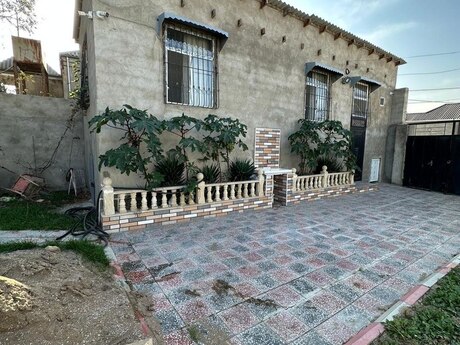 2 otaqlı həyət evi/bağ evi - Xırdalan - 100 m²