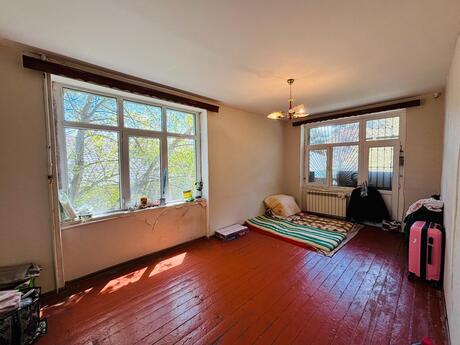1 otaqlı köhnə tikili - Bakıxanov q. - 40 m²