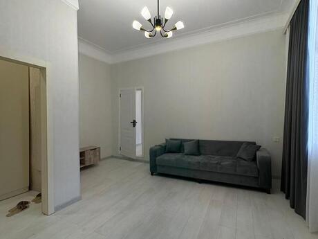 2 otaqlı köhnə tikili - 28 May m. - 42 m²