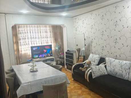 4 otaqlı köhnə tikili - Əhmədli q. - 105 m²