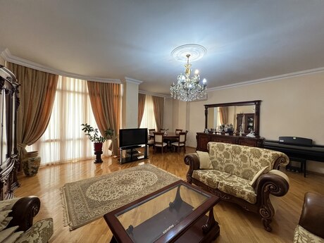 4 otaqlı yeni tikili - Nərimanov r. - 191 m²