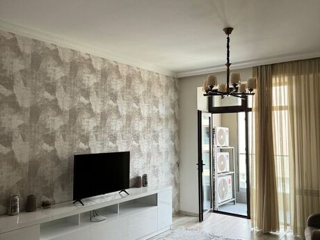 Elan №6115055 - Bakı, 8 Noyabr m., 2 otaqlı, 100 m², 25/27 mərtəbə