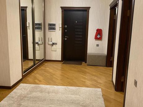 2 otaqlı yeni tikili - 28 May m. - 118 m²