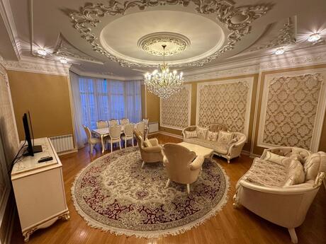 3 otaqlı yeni tikili - 28 May m. - 140 m²